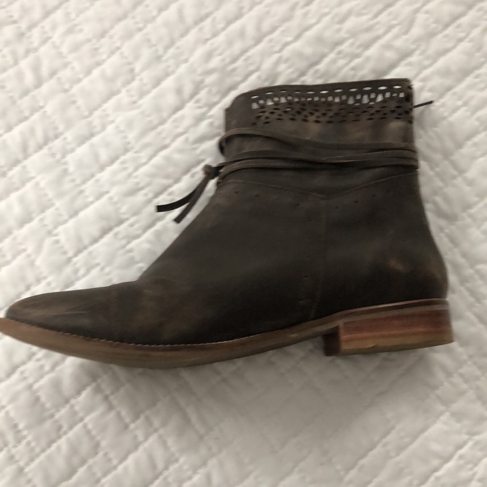 EUC Klub Nico Cool BoHo Vibe Cutout Boots / Booties (Brown)
